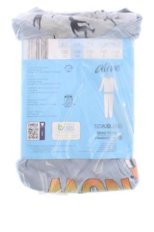 Pijama pentru copii Alive, Mărime 6-7y/ 122-128 cm, Culoare Multicolor, Preț 98,99 Lei