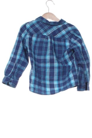 Kinderhemd Unbranded, Größe 4-5y/ 110-116 cm, Farbe Mehrfarbig, Preis 5,75 €