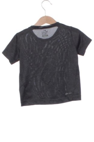 Παιδικό μπλουζάκι Nike, Μέγεθος 2-3m/ 56-62 εκ., Χρώμα Πολύχρωμο, Τιμή 12,99 €