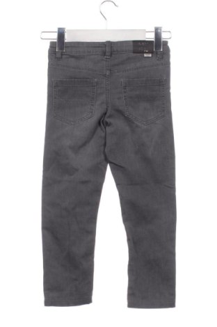 Kinderjeans Mayoral, Größe 5-6y/ 116-122 cm, Farbe Grau, Preis € 20,00