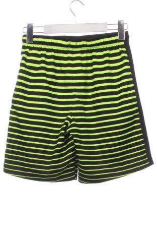 Detské krátke nohavice  Nike, Veľkosť 12-13y/ 158-164 cm, Farba Viacfarebná, Cena  14,00 €