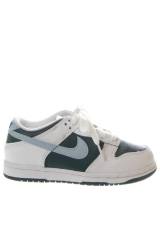 Детски обувки Nike, Размер 31, Цвят Многоцветен, Цена 73,11 €
