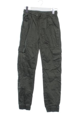 Kinderhose Y.F.K., Größe 12-13y/ 158-164 cm, Farbe Grün, Preis € 14,99