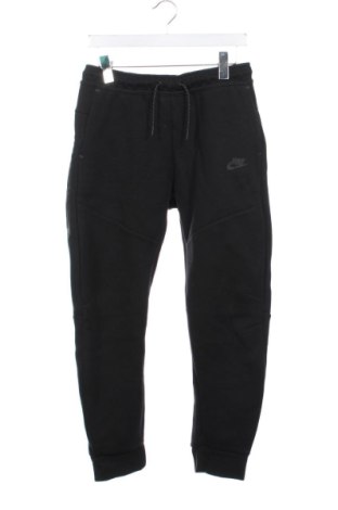 Dětské tepláky Nike, Velikost 14-15y/ 168-170 cm, Barva Černá, Cena  1 169,00 Kč