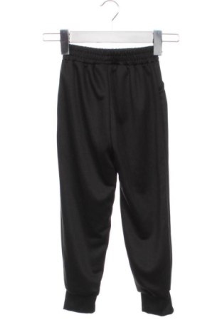 Kinder Sporthose Unbranded, Größe 3-4y/ 104-110 cm, Farbe Mehrfarbig, Preis € 13,00
