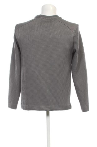 Pánské tričko  Bershka, Velikost M, Barva Šedá, Cena  289,00 Kč