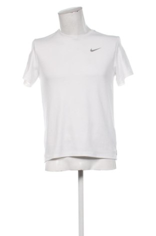 Tricou de bărbați Nike, Mărime S, Culoare Alb, Preț 72,99 Lei