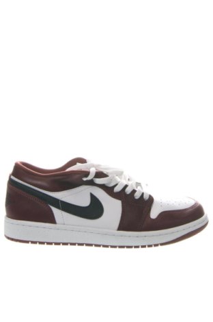 Férfi cipők
 Air Jordan Nike, Méret 44, Szín Sokszínű, Ár 49 587 Ft
