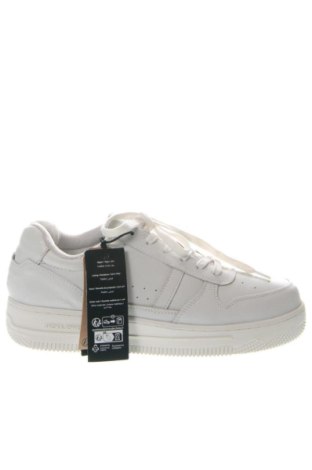 Férfi cipők
 Jack & Jones, Méret 42, Szín Fehér, Ár 42 219 Ft