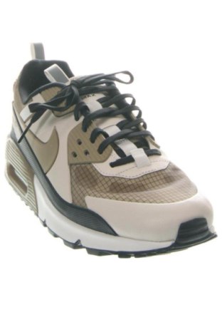 Férfi cipők
 Nike, Méret 45, Szín Sokszínű, Ár 51 919 Ft