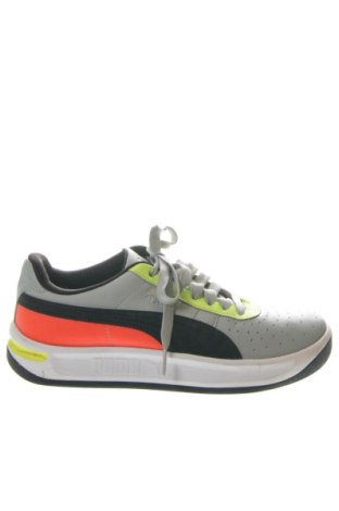 Férfi cipők
 PUMA, Méret 41, Szín Szürke, Ár 50 781 Ft