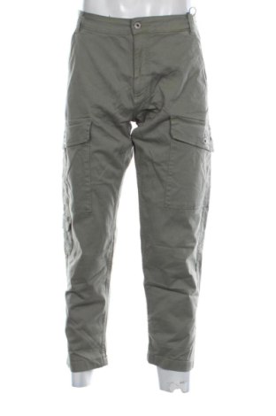Мъжки панталон Pepe Jeans, Размер M, Цвят Зелен, Цена 65,44 €