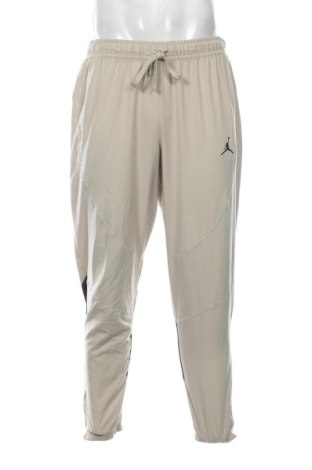 Мъжко спортно долнище Air Jordan Nike, Размер XL, Цвят Бежов, Цена 35,27 €