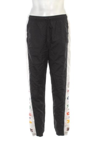 Férfi sport nadrág Nike, Méret M, Szín Fekete, Ár 12 219 Ft, #136421963