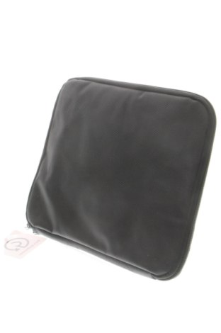Несесер Unbranded, Цвят Многоцветен, Цена 9,00 €