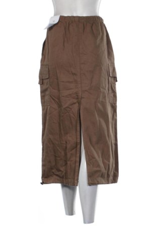 Пола Bershka, Размер M, Цвят Кафяв, Цена 24,03 €