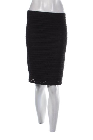 Пола CeCe, Размер S, Цвят Черен, Цена 28,00 €