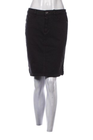 Пола Comma,, Размер M, Цвят Черен, Цена 28,63 €