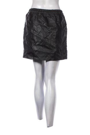 Пола Flame, Размер S, Цвят Черен, Цена 16,36 €