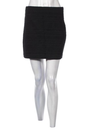 Пола H&M, Размер M, Цвят Черен, Цена 10,00 €