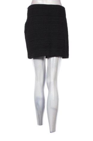 Пола H&M, Размер M, Цвят Черен, Цена 10,00 €