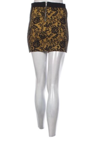Пола H&M Divided, Размер S, Цвят Многоцветен, Цена 10,00 €