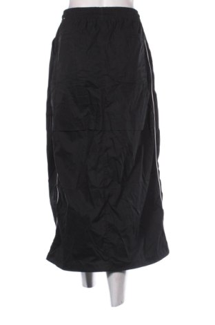 Sukně Nike, Velikost S, Barva Černá, Cena  2 129,00 Kč