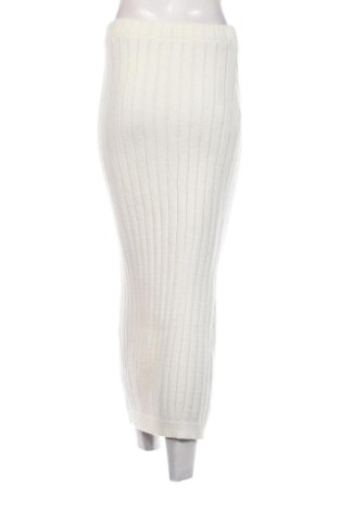 Пола SHEIN, Размер M, Цвят Бял, Цена 12,00 €
