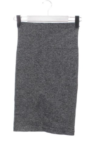 Пола Stradivarius, Размер XS, Цвят Сив, Цена 16,36 €