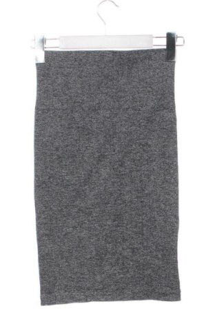 Пола Stradivarius, Размер XS, Цвят Сив, Цена 16,36 €