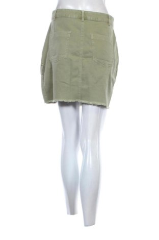 Пола Zara, Размер M, Цвят Зелен, Цена 14,31 €