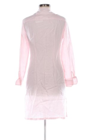 Sukienka Authentic Clothing Company, Rozmiar S, Kolor Różowy, Cena 131,57 zł