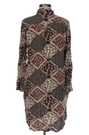 Kleid B.Young, Größe M, Farbe Mehrfarbig, Preis € 32,99