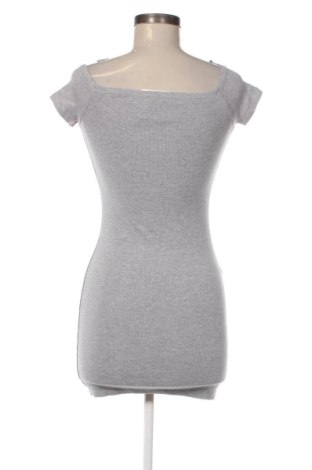 Rochie Bershka, Mărime M, Culoare Gri, Preț 123,99 Lei