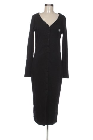 Рокля Calvin Klein Jeans, Размер XL, Цвят Черен, Цена 78,22 €