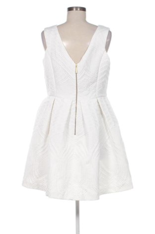 Φόρεμα Closet London, Μέγεθος XL, Χρώμα Λευκό, Τιμή 42,00 €