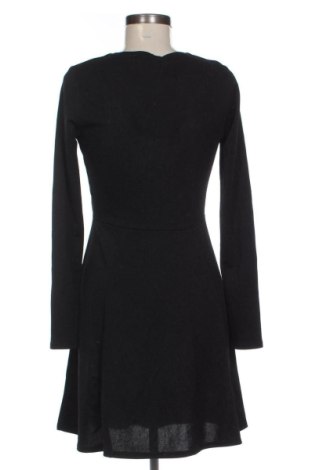 Kleid Club L, Größe M, Farbe Schwarz, Preis 127,99 €