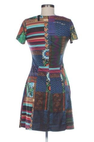 Рокля Desigual, Размер M, Цвят Многоцветен, Цена 42,01 €