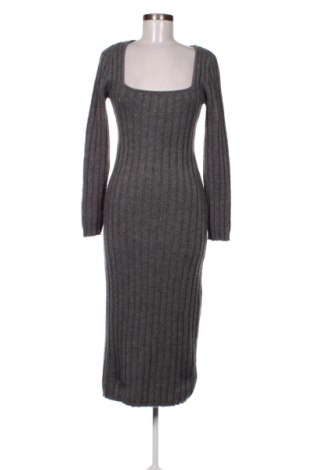 Kleid Edited, Größe M, Farbe Grau, Preis 24,55 €