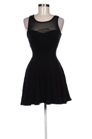 Rochie Guess, Mărime XS, Culoare Negru, Preț 256,00 Lei