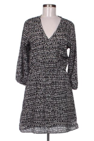 Rochie H&M, Mărime M, Culoare Multicolor, Preț 123,99 Lei
