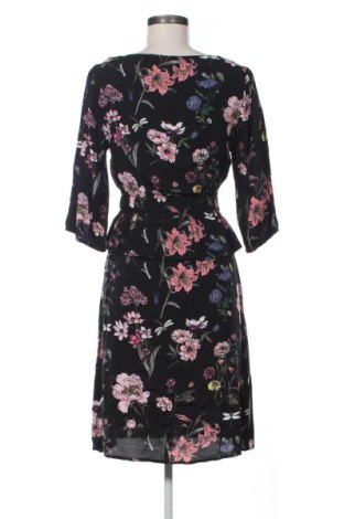 Šaty  H&M, Velikost M, Barva Vícebarevné, Cena  599,00 Kč