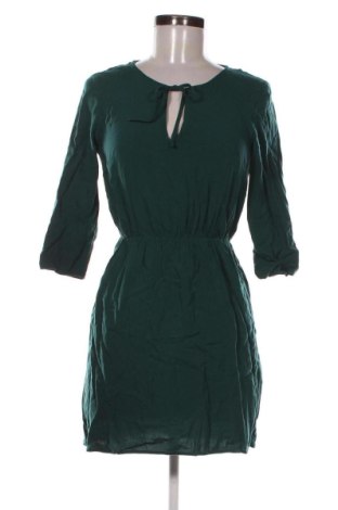 Kleid H&M, Größe S, Farbe Grün, Preis 25,99 €