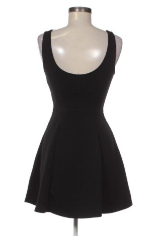 Šaty  H&M Divided, Velikost S, Barva Černá, Cena  939,00 Kč