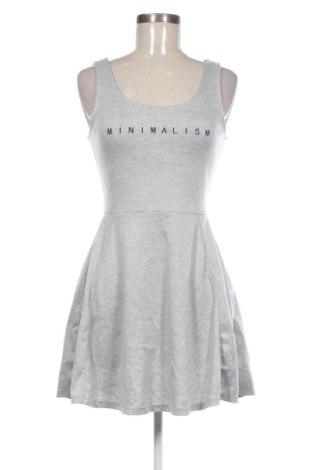 Рокля H&M Divided, Размер M, Цвят Многоцветен, Цена 20,45 €
