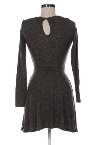 Рокля Hollister, Размер XS, Цвят Сив, Цена 25,00 €