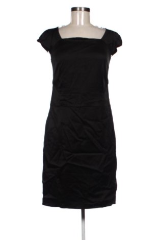 Рокля Hugo Boss, Размер M, Цвят Черен, Цена 104,81 €