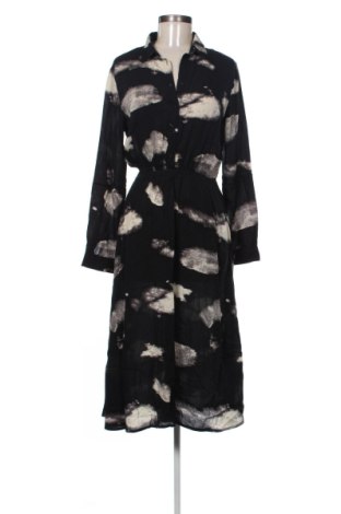 Kleid Janina, Größe M, Farbe Mehrfarbig, Preis 20,00 €