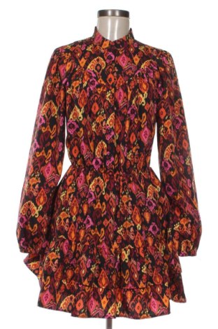 Kleid Loavies, Größe M, Farbe Mehrfarbig, Preis 31,99 €