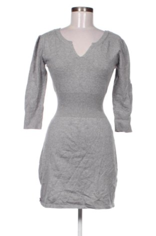 Рокля Mango, Размер M, Цвят Сив, Цена 17,89 €